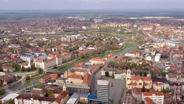 Panorama Zrenjanina sa Trgom slobode